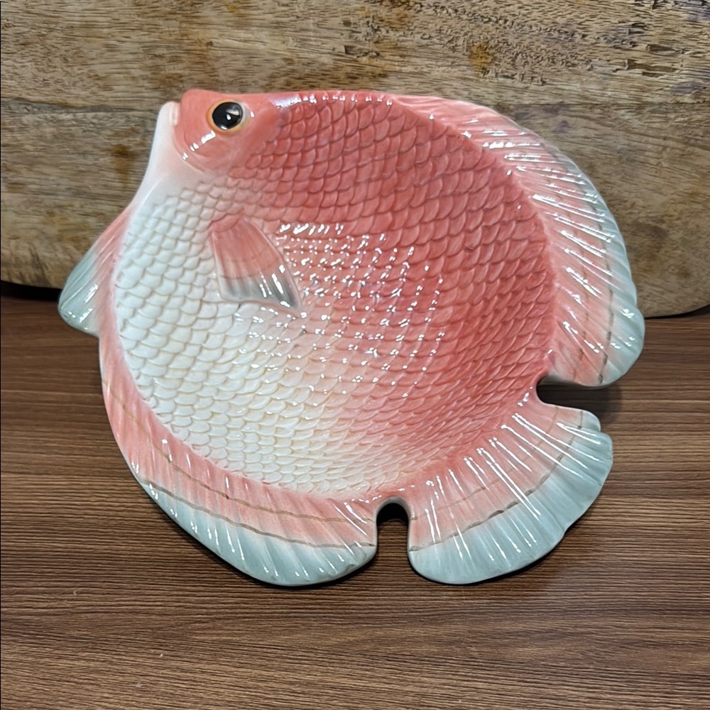 Ceramic Fish-Shaped Pet Dish - Pink and White